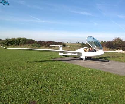 Pipistrel Taurus M eigenstartfähiges Doppelsitzer-Segelflugzeug mit…