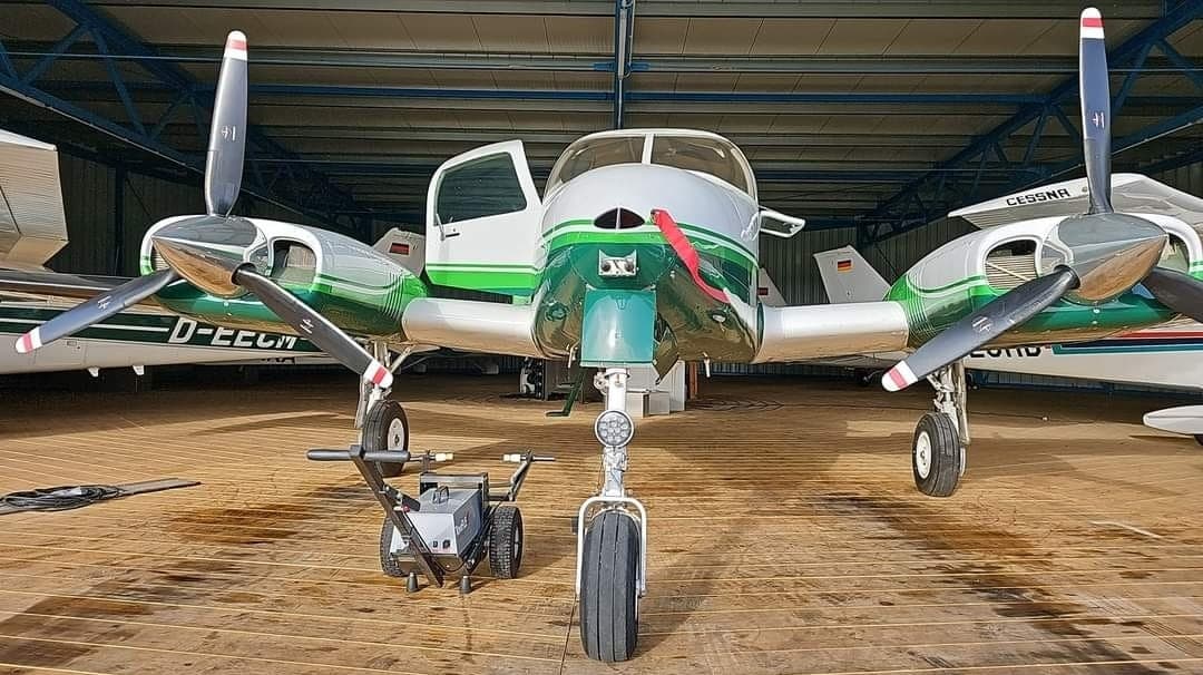 Cessna 310 F