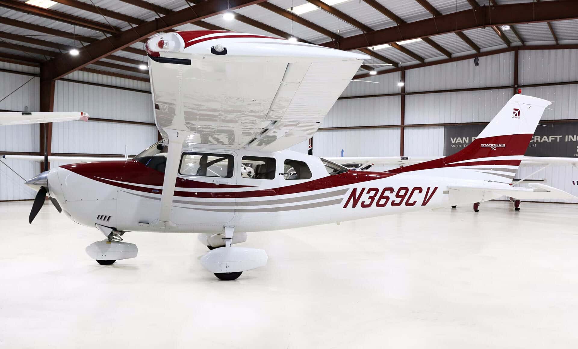 Cessna T206H