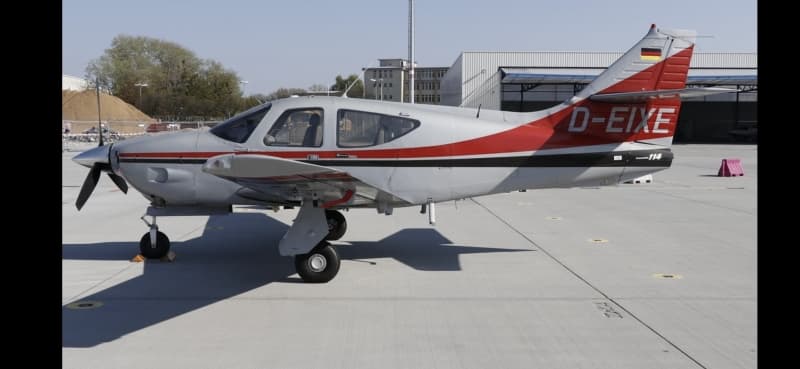 Rockwell Commander 114