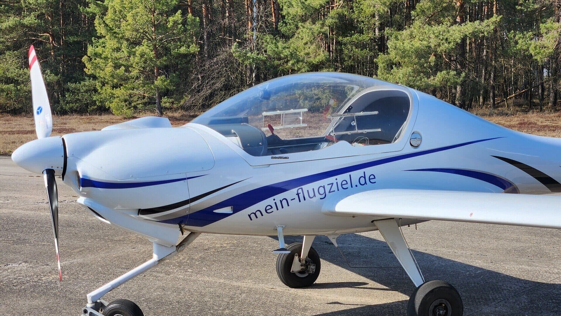 Diamond DV20