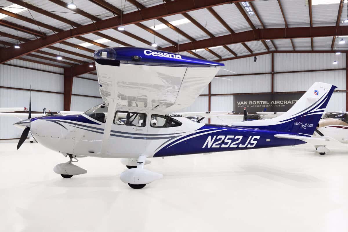 Cessna T182T