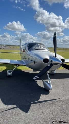 Cirrus SR22 G3