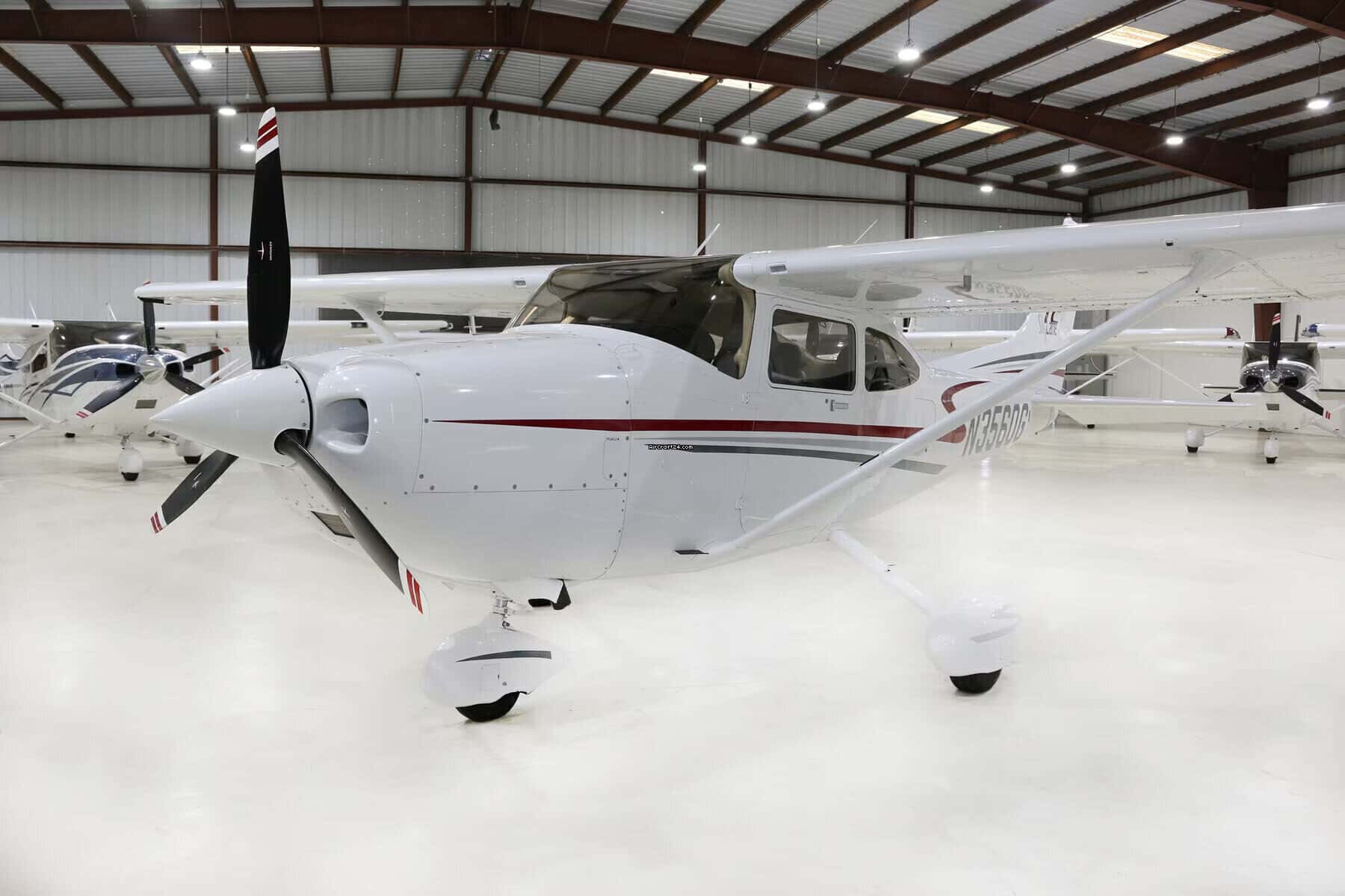 Cessna T182T