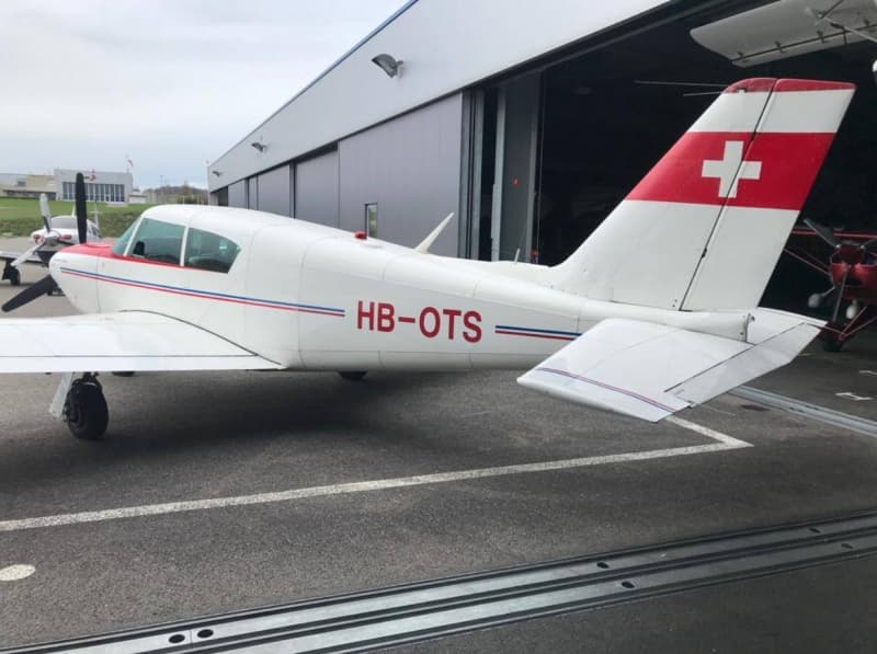 Piper PA-24-250 Comanche Long Range