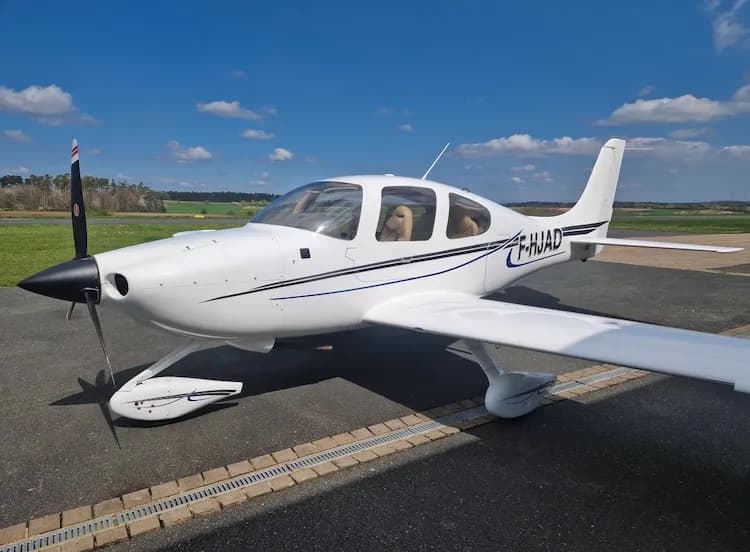 Cirrus SR20 mit 6000 Stunden, aber lufttüchtig