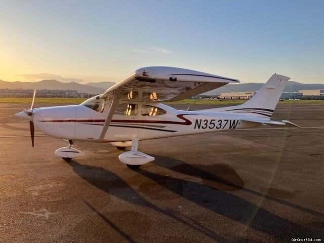 Cessna Turbo 182T Skylane