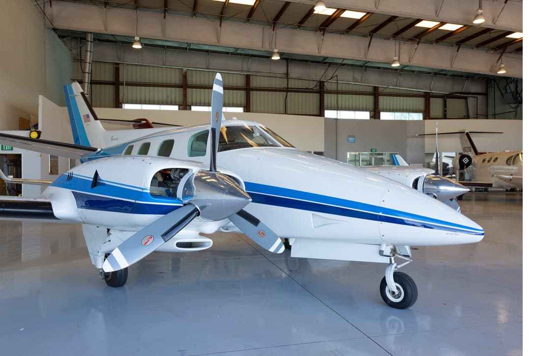 Beechcraft 60 Duke