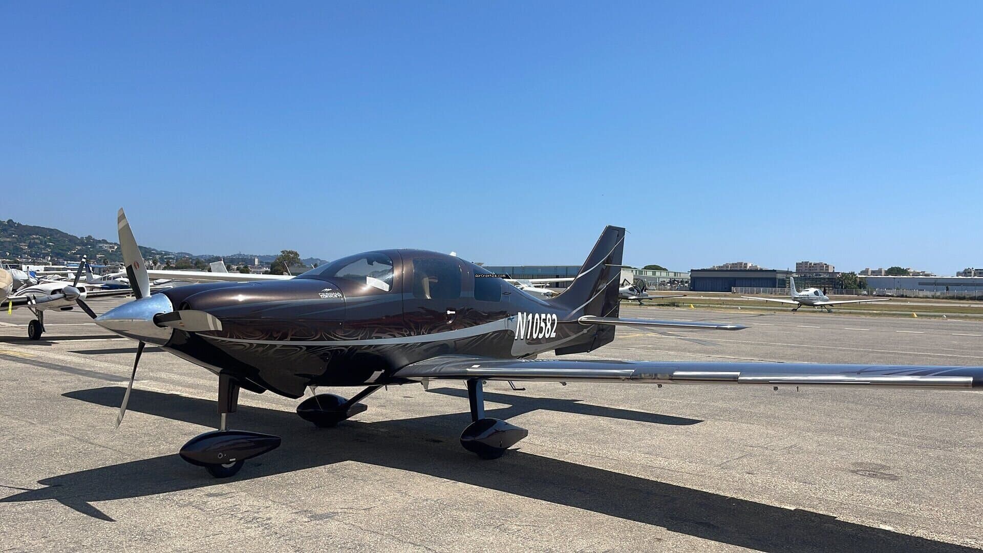 Cessna 400
