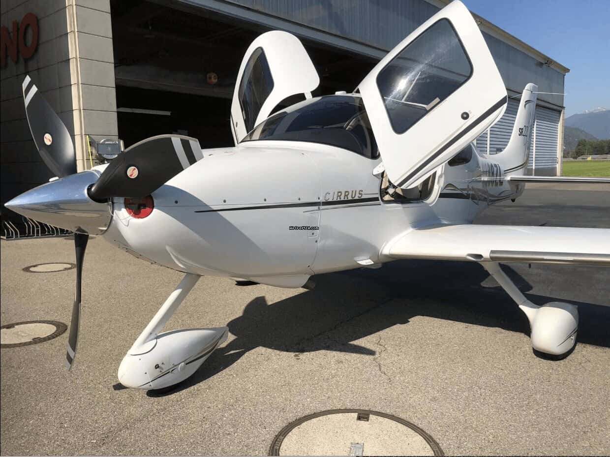 Cirrus SR22 G2 GTS Air Conditioned