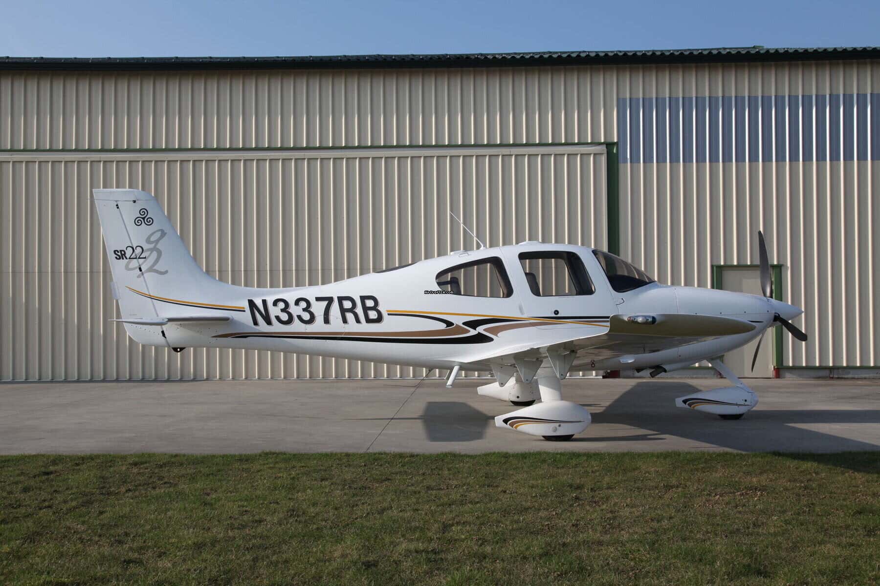 Cirrus SR22-G2