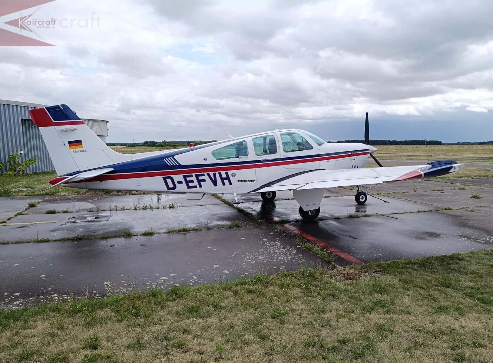 Beechcraft Bonanza F33A