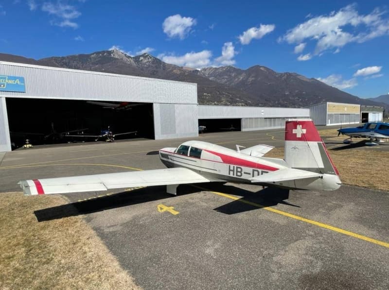 Mooney M20E Super 21