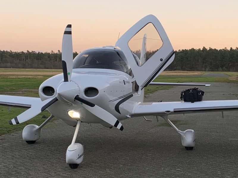 Cirrus SR22 G2 GTS