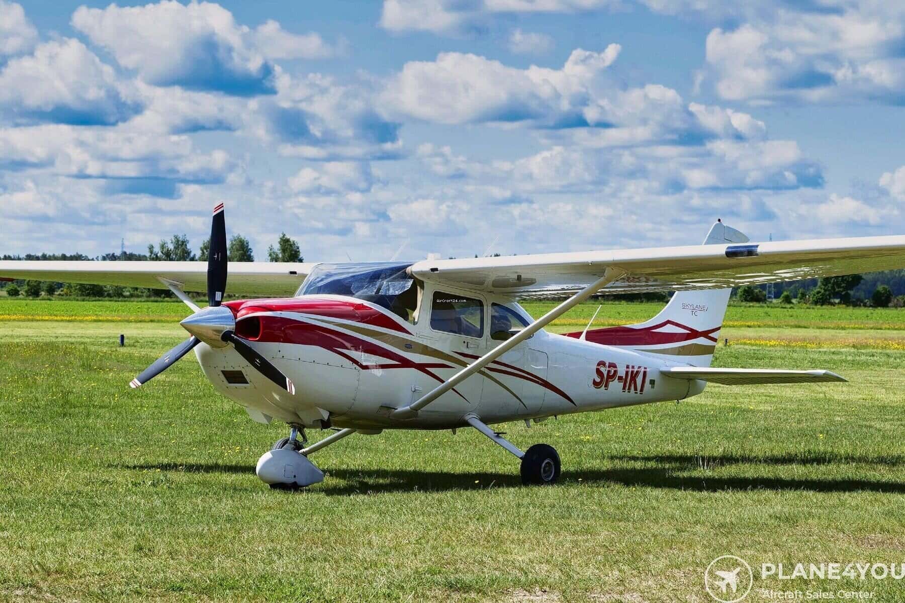 Cessna T-182T