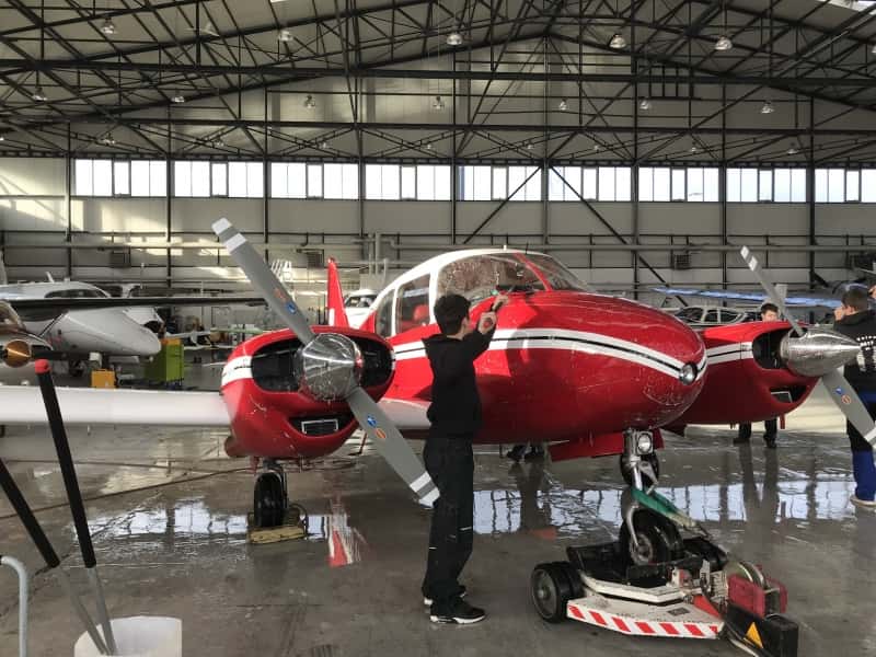 Meermotorig zuigermotor