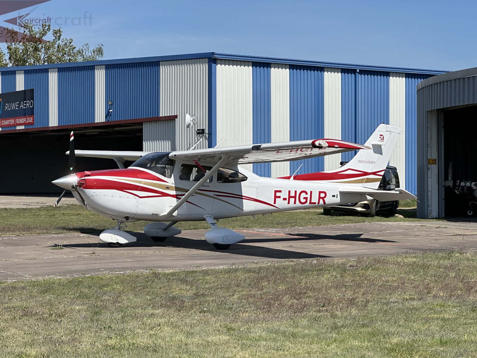 Cessna 182T Skylane