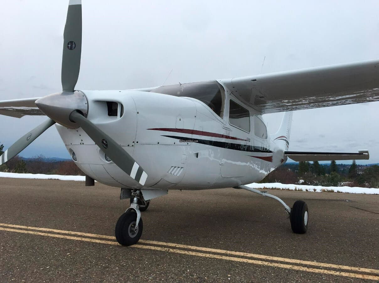 Cessna T210M