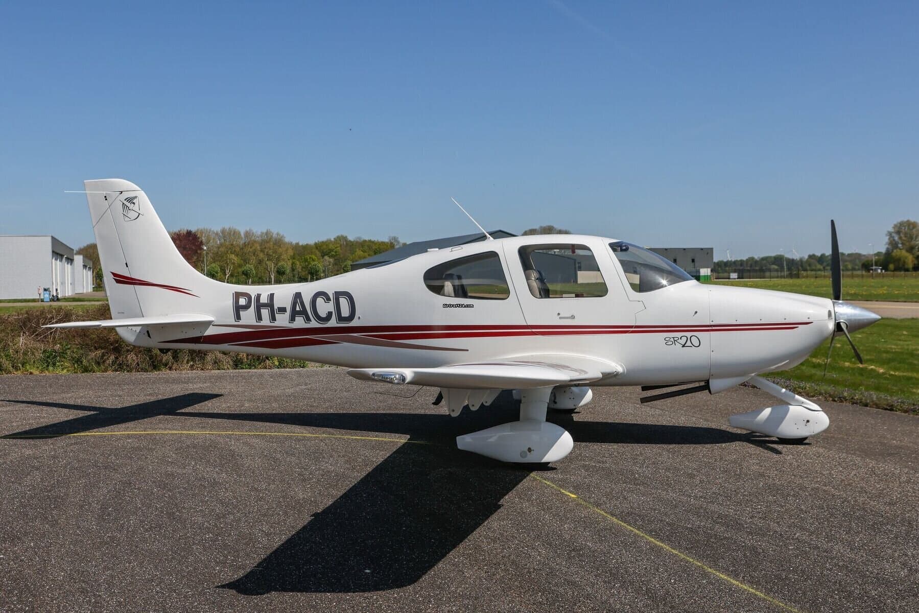 Cirrus SR20 G1