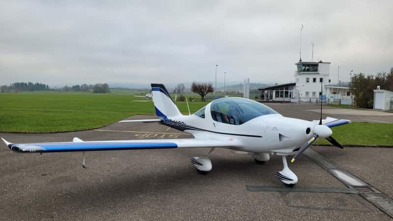 TL Ultralight TL-2000 STING S4