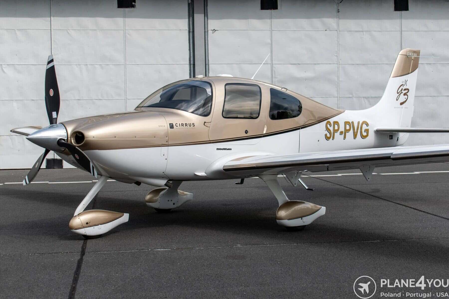 Cirrus SR22-G3