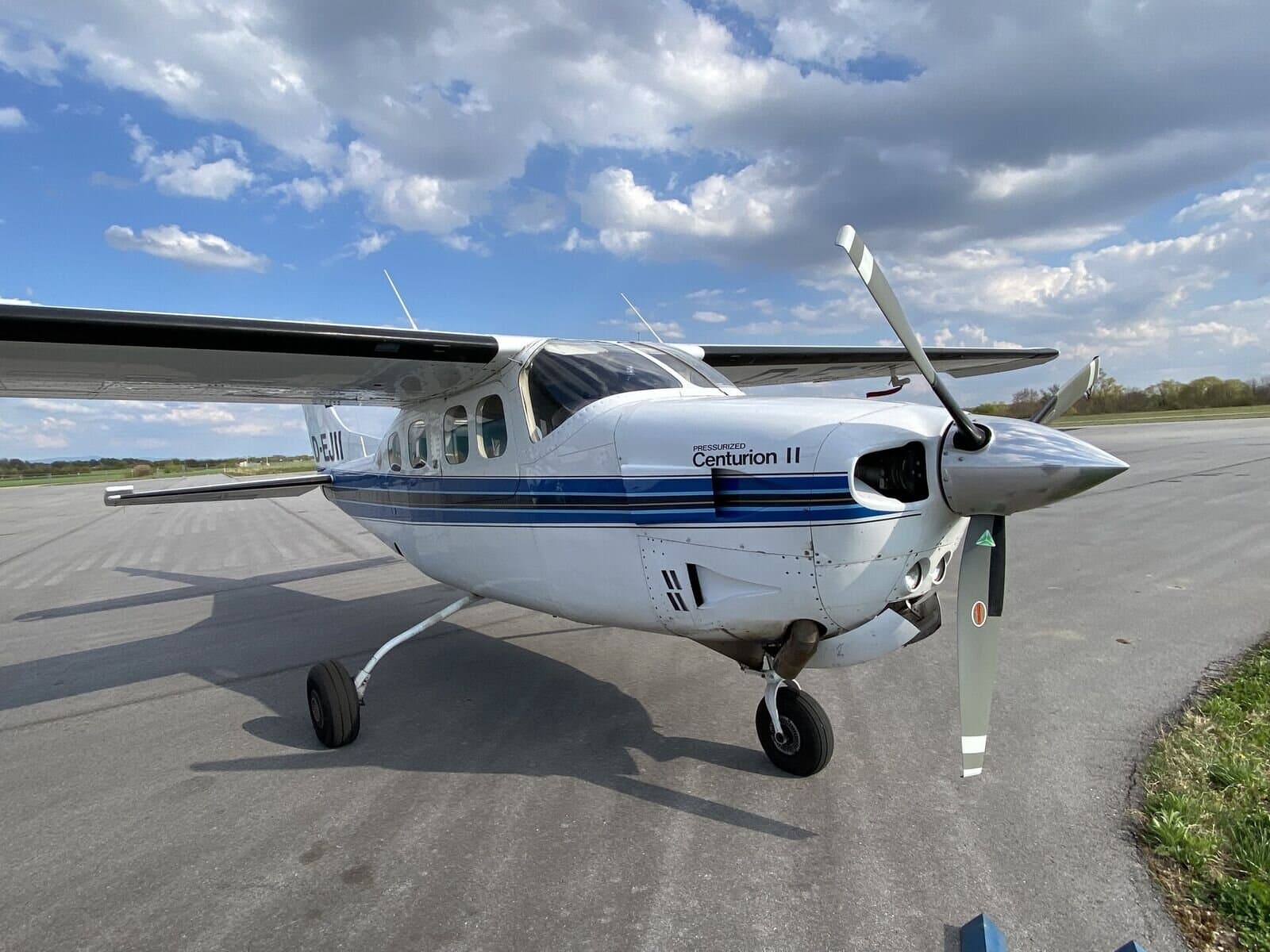 Cessna P210N GTN 750, TCAS, FLARM, Intercooler, Long Range Tip Tanks