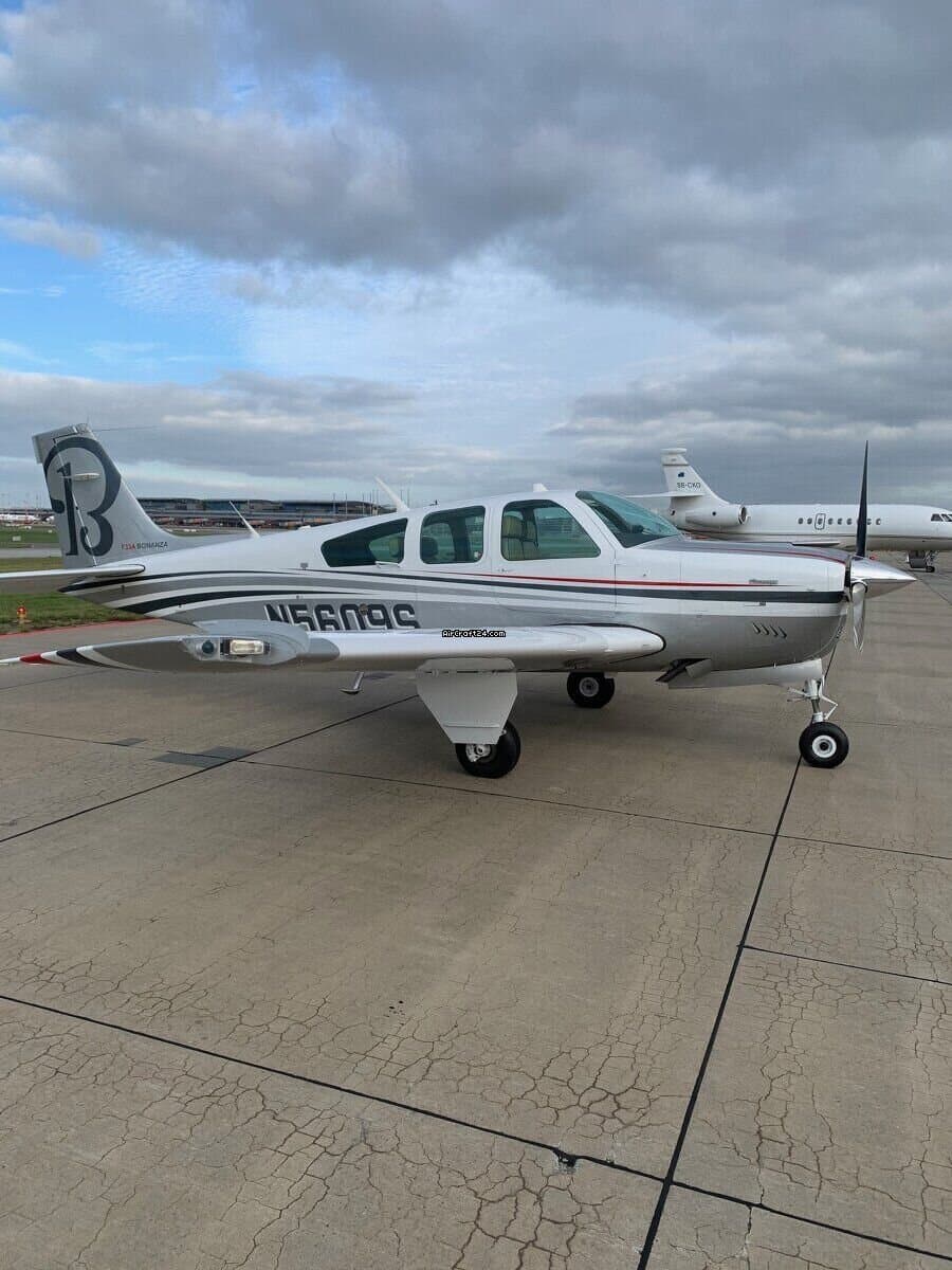 Beechcraft F33A
