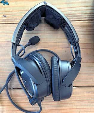 Bose A20 Aviation Headset with Bluetooth and Dual Plug in Good Condition Complete - Image 1