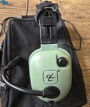Ich verkaufe ein gebrauchtes David Clark H20-10 X ENC Aviation-Headset Sehr…