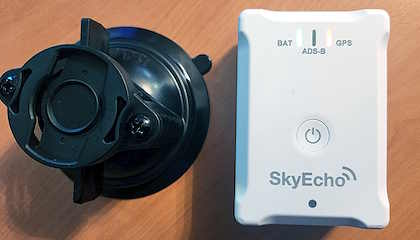 uAvionix SkyEcho II - ADS-B IN/OUT mit FLARM-Kompatibilität