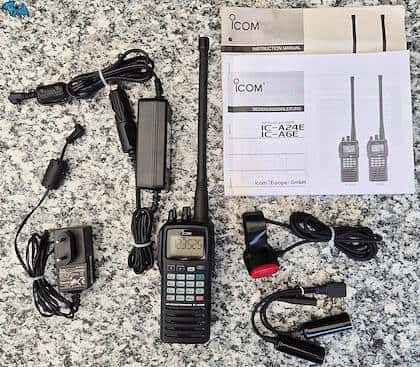Handfunkgerät ICOM IC-A24E Version mit Navigationsfunktionen Nur selten genutzt, keine si - Image 1