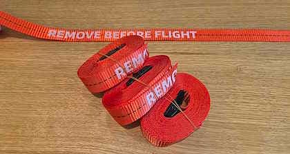 4 Stück Spanngurte Ca 4m lange und 25mm breite Spanngurte mit Aufschrift…