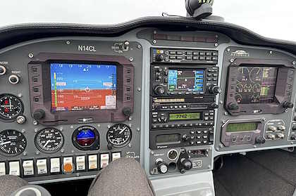 Komplette IFR Avionik aus Lancair Legacy