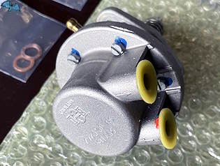 Verkaufe Kraftstoffpumpe für Rotax 912 (80PS) Die Pumpe hat bis zum Ausbau…