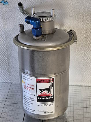 Rotax Öltank passend für gängige Modelle Verkaufe einen original Öltank p.n…